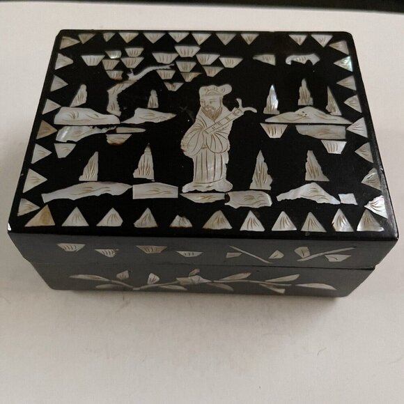 Chinese Mother of Pearl Wood Lacquer Box Old Man Floral Asian Trinket Decor - Picture 3 of 14